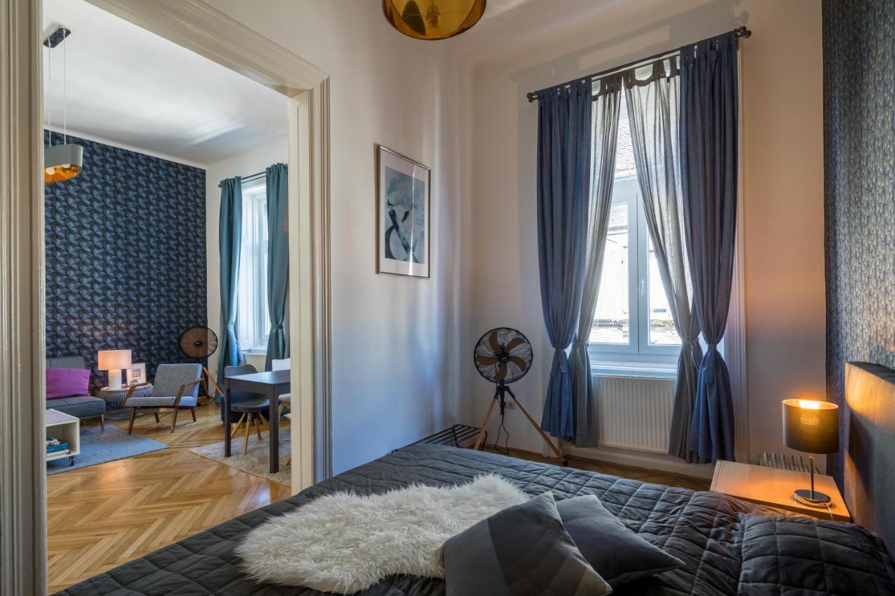 Double Blue Apartment In Budapest Downtown Екстер'єр фото